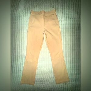 Theory brand side zipper pants. Size 4 EUC 🩶🔥

Inseam 27”
Rise est 10.5”